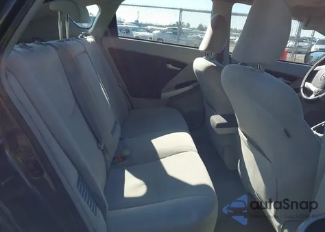 2011 Toyota Prius Two from USA, damaged, VIN JTDKN3DU9B5367722